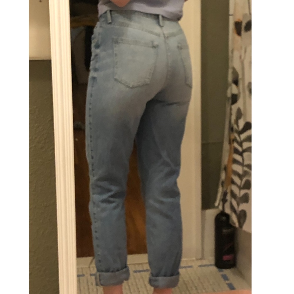 Guess Mom Jeans